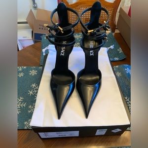 Versace Leather Sculptural-Heel Ankle-Strap Pumps. 38.5 EU or 8.5 US.